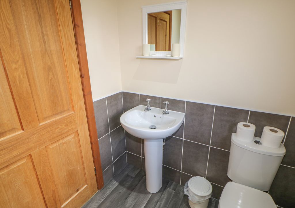 Photo of Bathroom in Kiplin