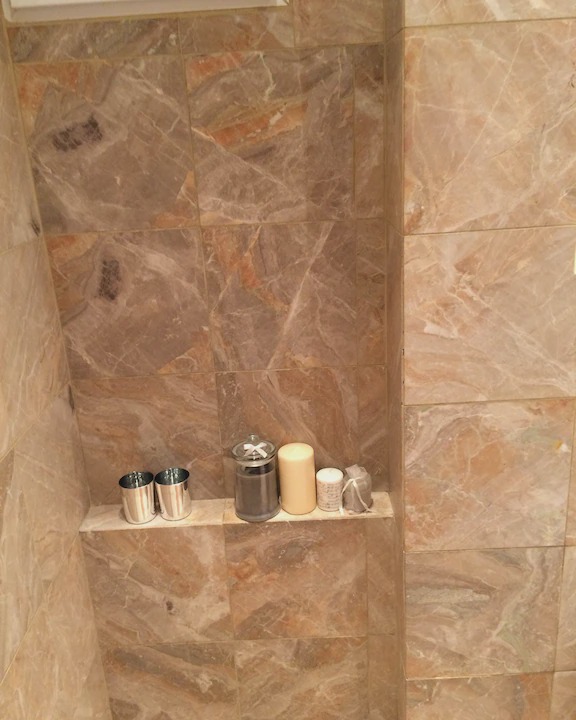 Photo of Bathroom in Porte-Dauphine