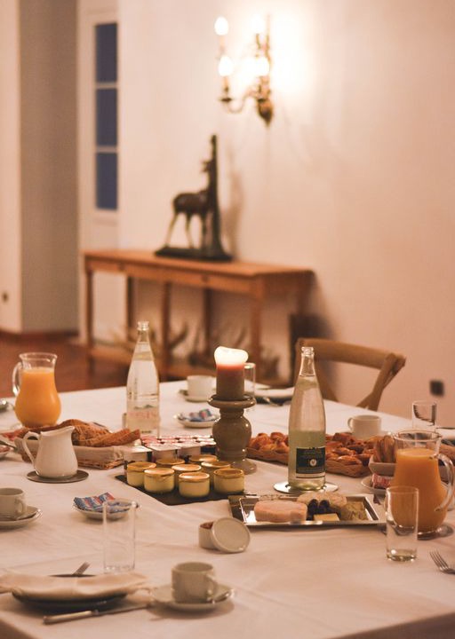 Photo of Livingroom in Fresneaux-Montchevreuil