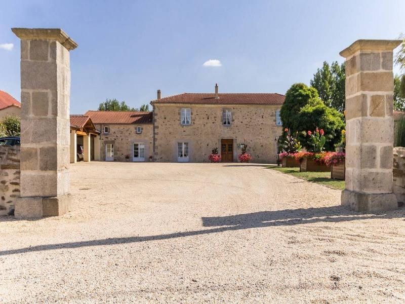 Photo of Buildings in Vieillevigne