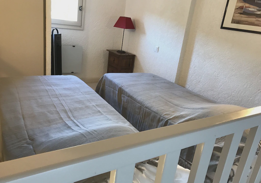 Photo of Bedroom in Bormes-Les-Mimosas