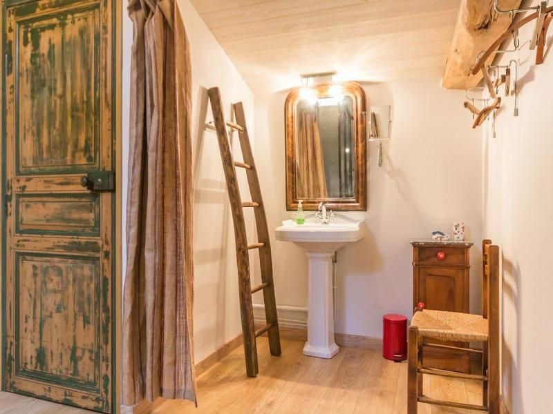 Photo of Others in Rouans