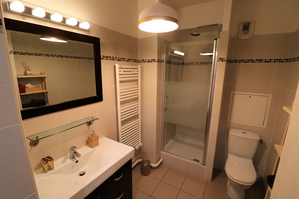Photo of Bathroom in Aubervilliers