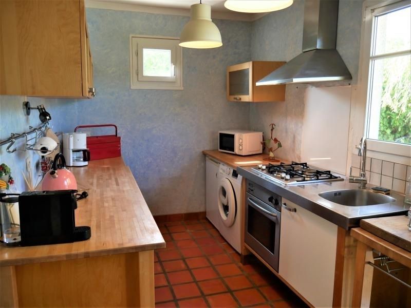 Photo of Kitchen in Saint-Hilaire-Saint-Mesmin