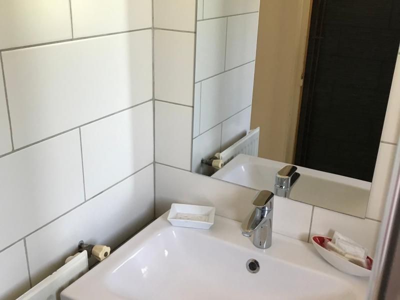Photo of Bathroom in Saint-Hilaire-Saint-Mesmin