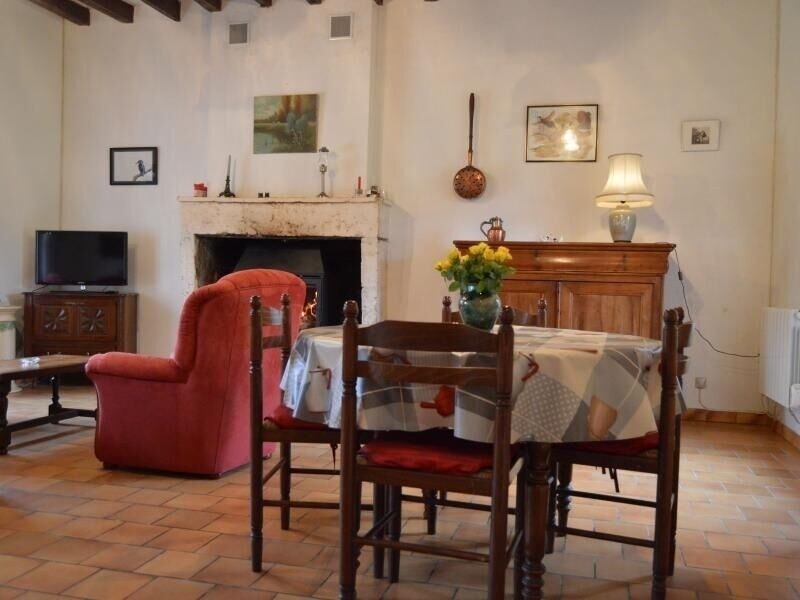 Photo of Livingroom in Douadic