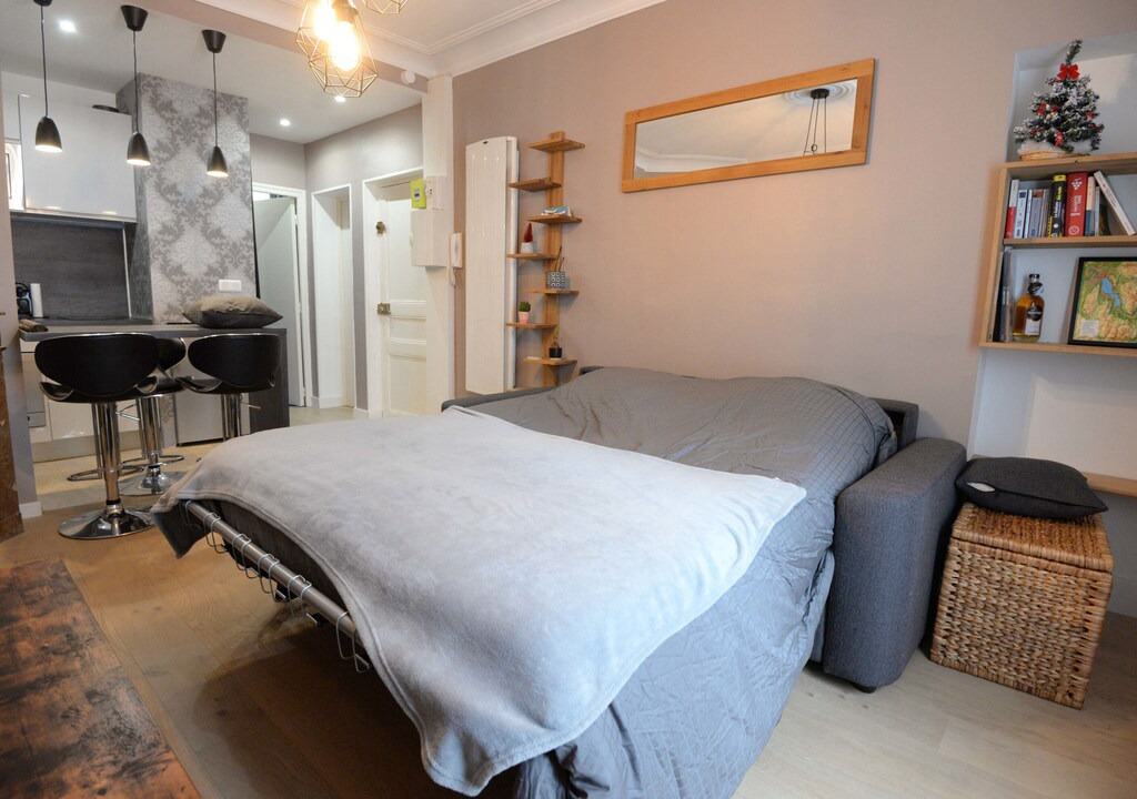 Photo of Bedroom in 12th Arrondissement