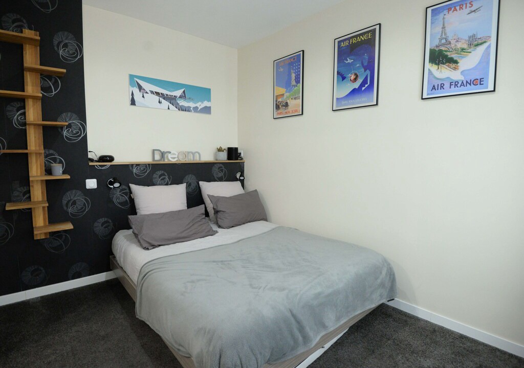 Photo of Bedroom in 12th Arrondissement