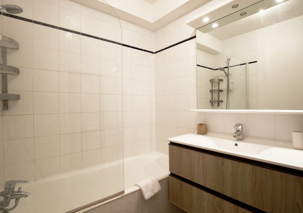 Photo of Bathroom in Quartier de la Maison-Blanche