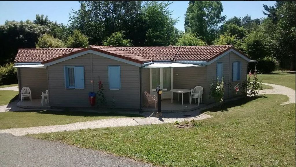 Photo of Buildings in Tonnay-Boutonne