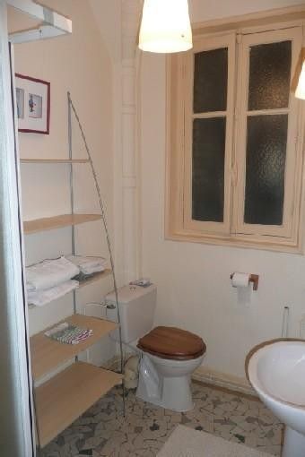 Photo of Bathroom in Val-de-Grace