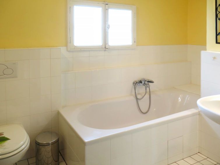 Photo of Bathroom in Lit-et-Mixe
