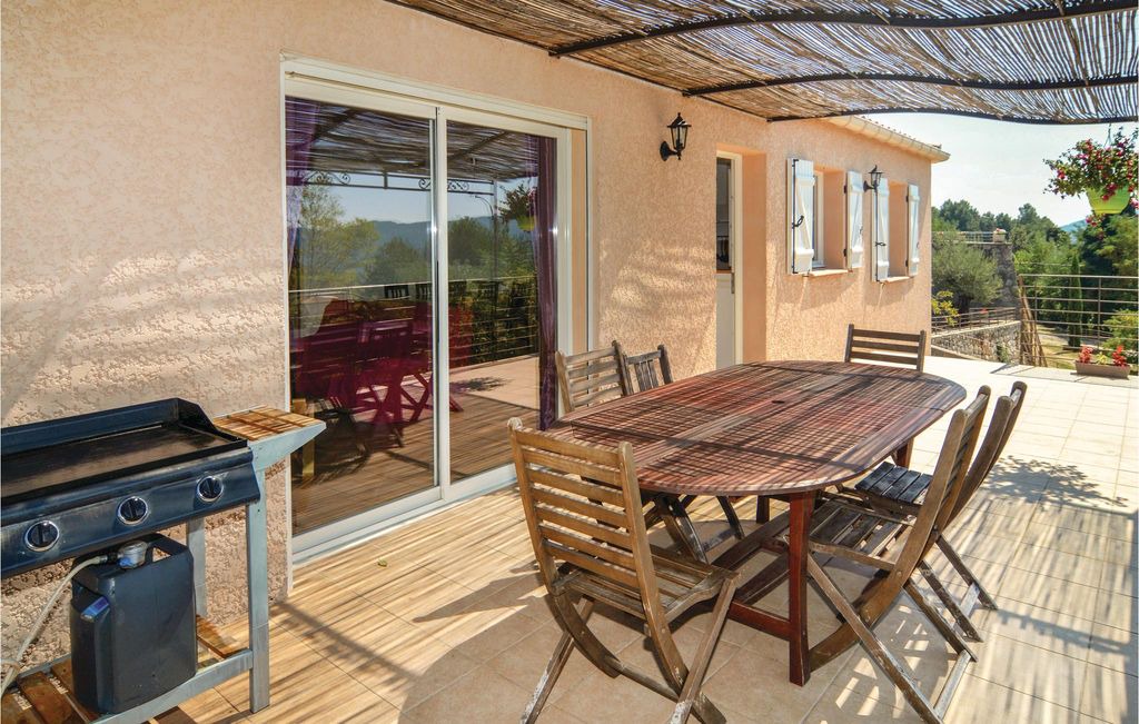 Photo of Patio Balcony in Bordezac