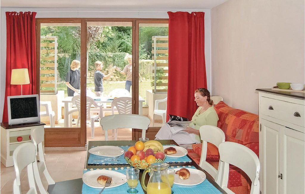 Photo of Livingroom in Barjac