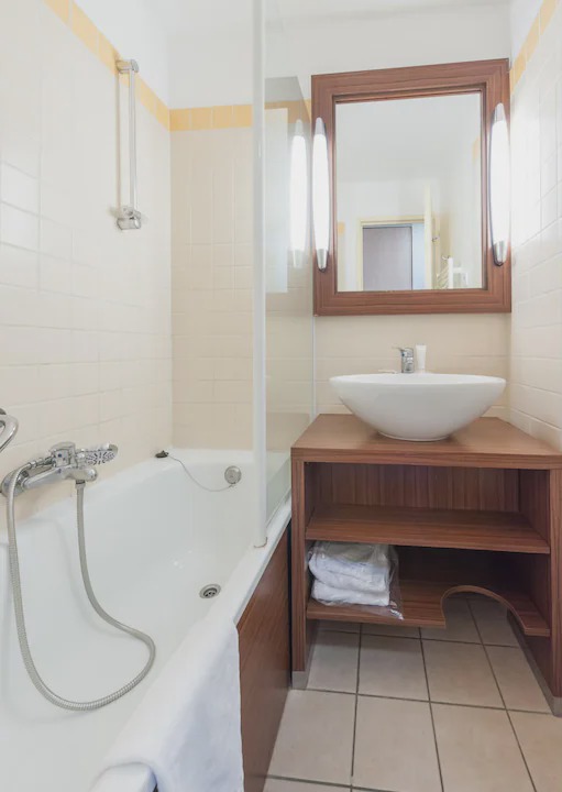 Photo of Bathroom in Loches