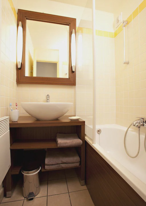 Photo of Bathroom in Loches