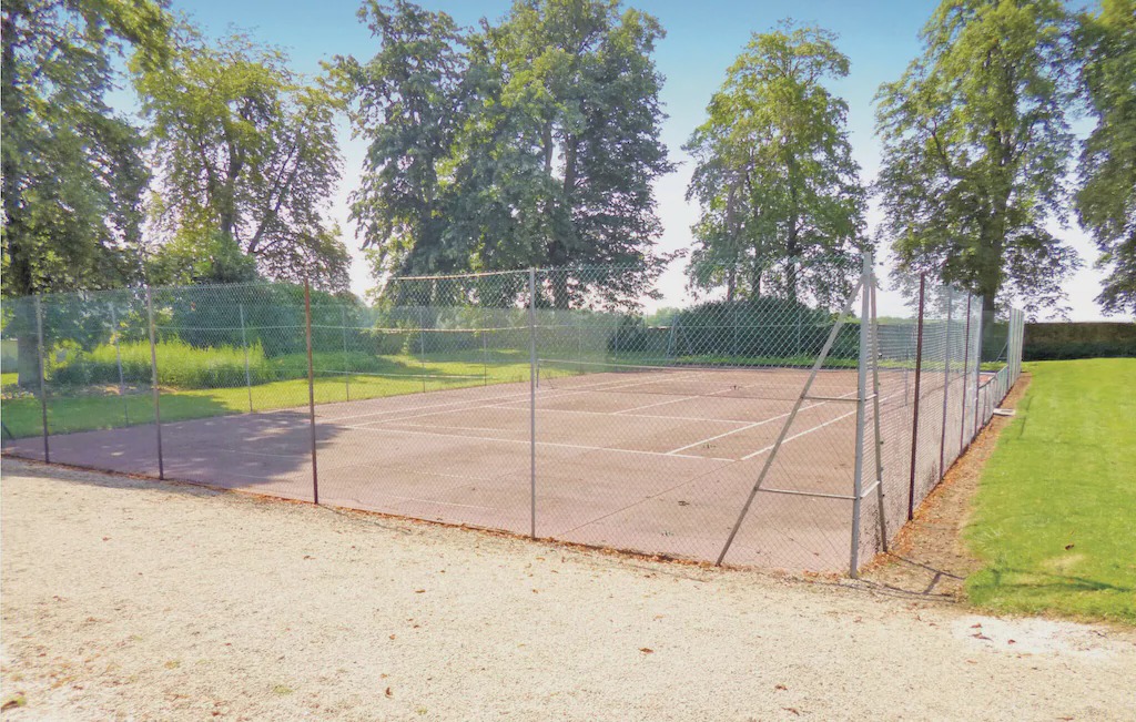 Photo of Others in Ocquerre