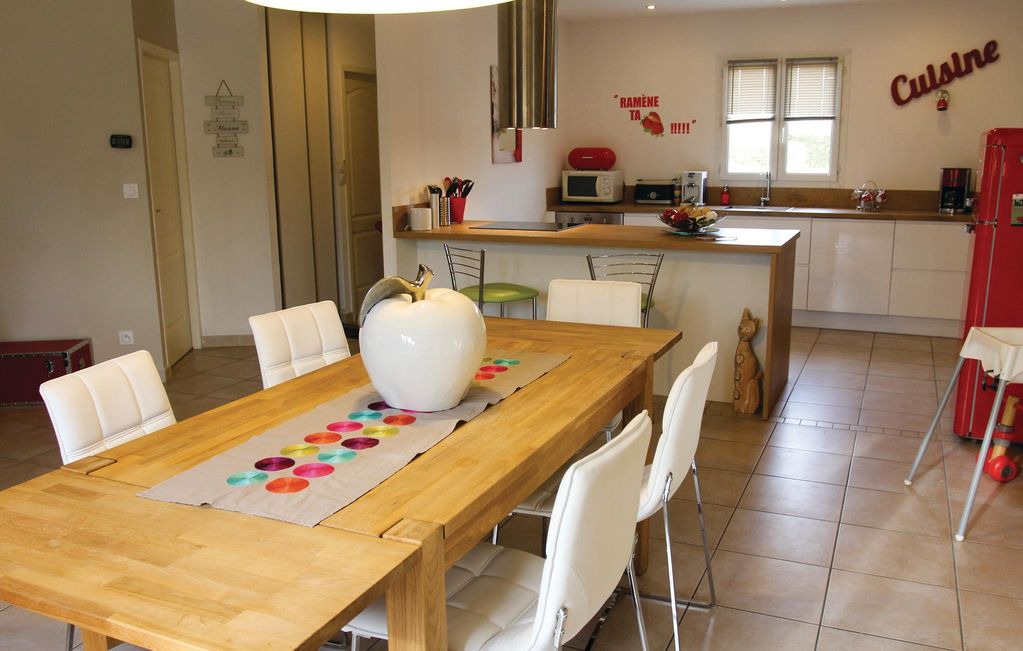 Photo of Livingroom in Montelimar