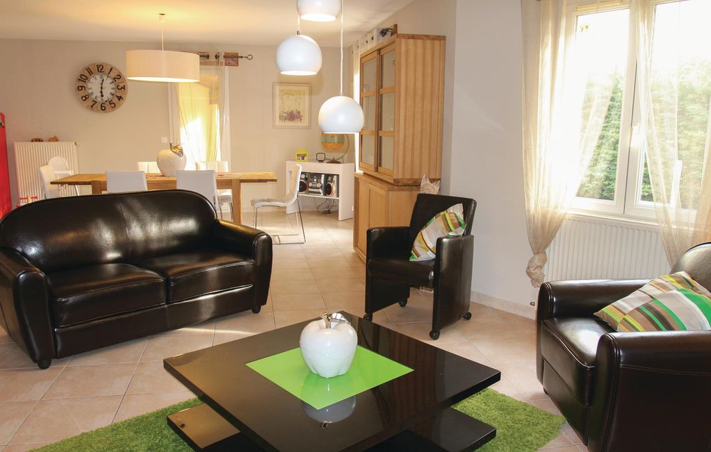 Photo of Livingroom in Montelimar