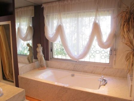 Photo of Bathroom in Aubais