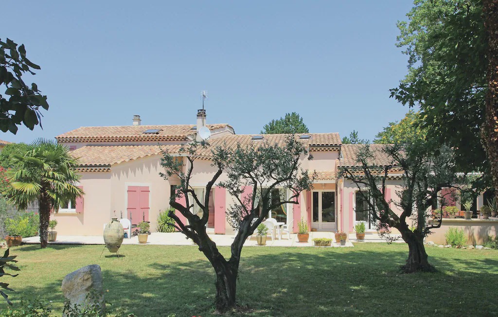 Photo of Buildings in Montelimar