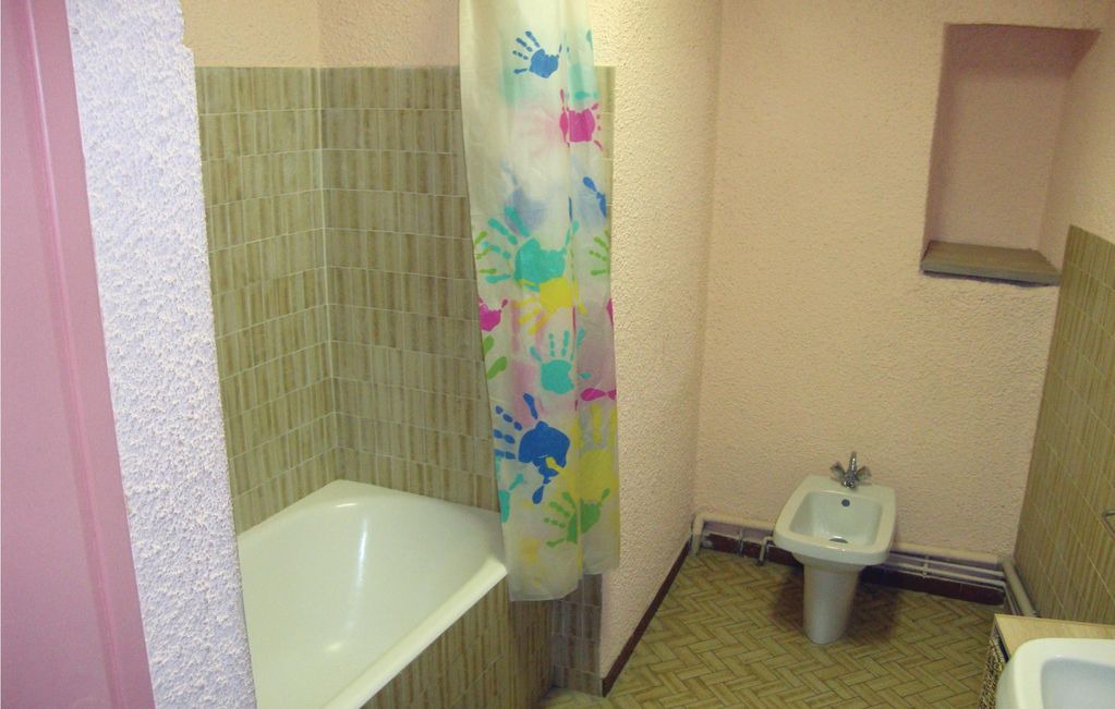 Photo of Bathroom in Baixas