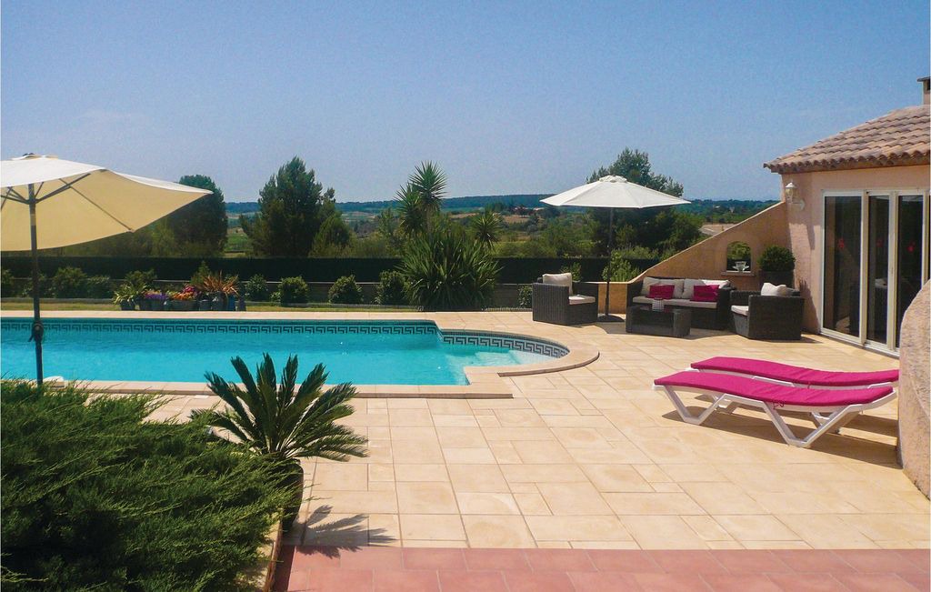 Photo of Outdoor in Creissan