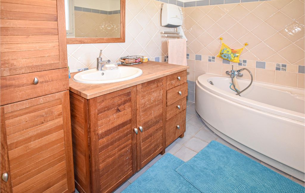 Photo of Bathroom in Cleon-d'Andran