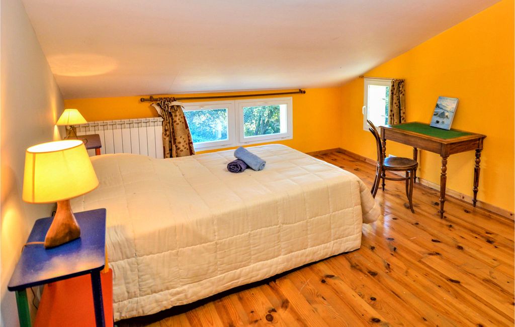 Photo of Bedroom in Sauveterre