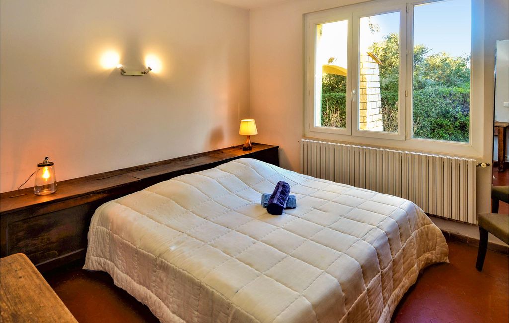 Photo of Bedroom in Sauveterre