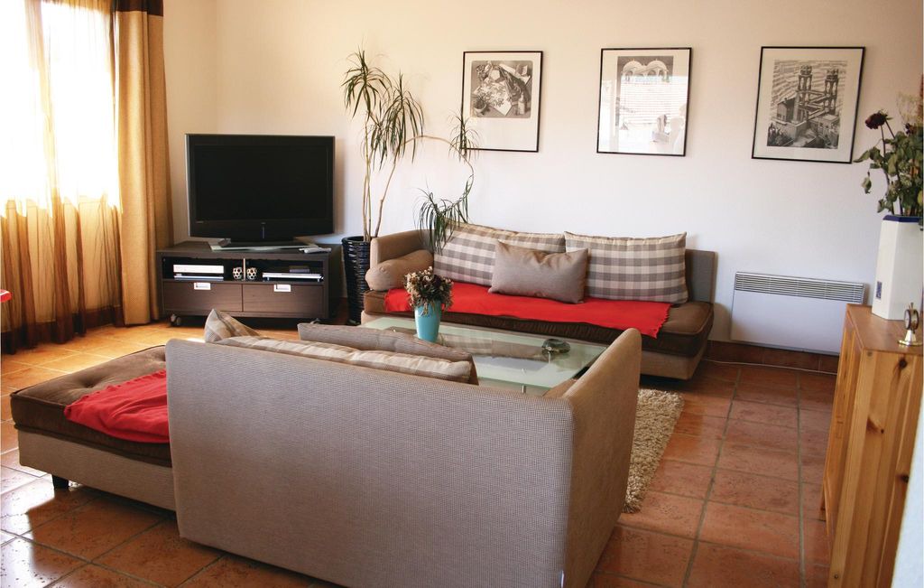 Photo of Livingroom in Prades-sur-Vernazobre