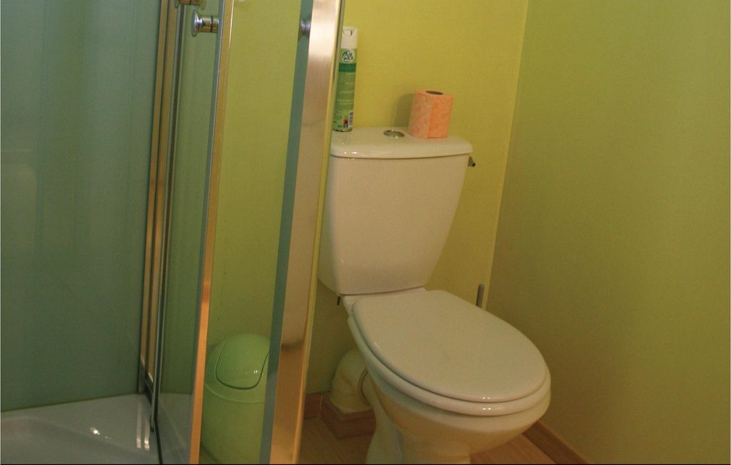 Photo of Bathroom in Prades-sur-Vernazobre