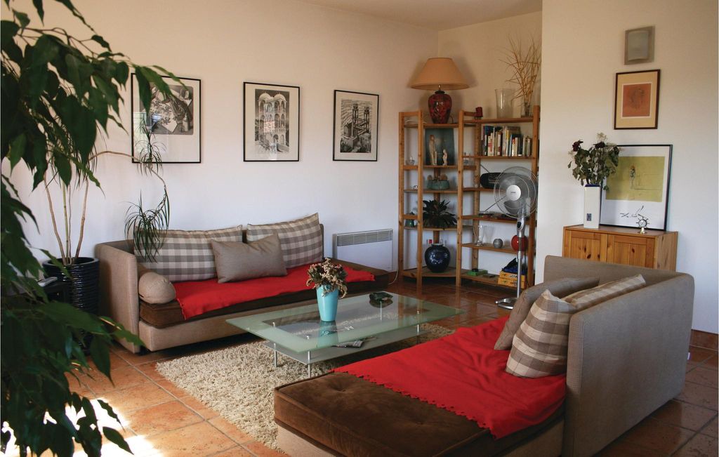 Photo of Livingroom in Prades-sur-Vernazobre