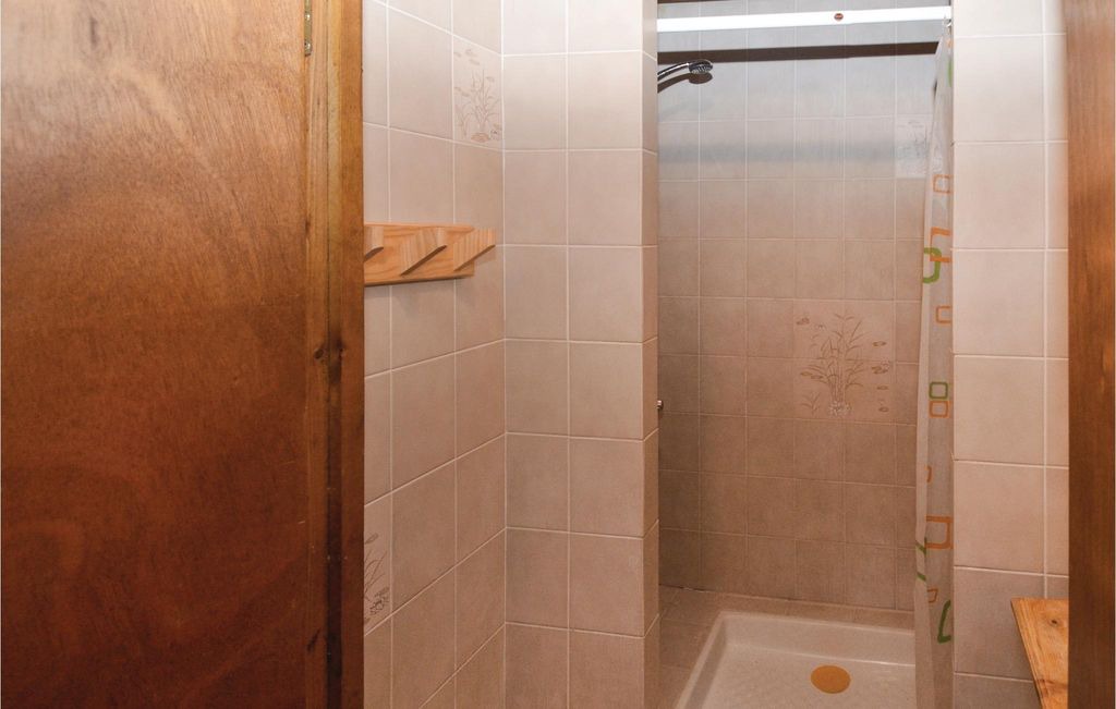 Photo of Bathroom in Saint-Julien-de-Peyrolas