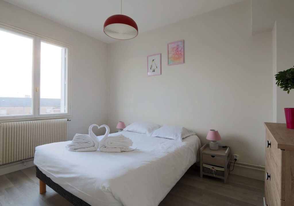 Photo of Bedroom in Saint-Pierre-des-Corps