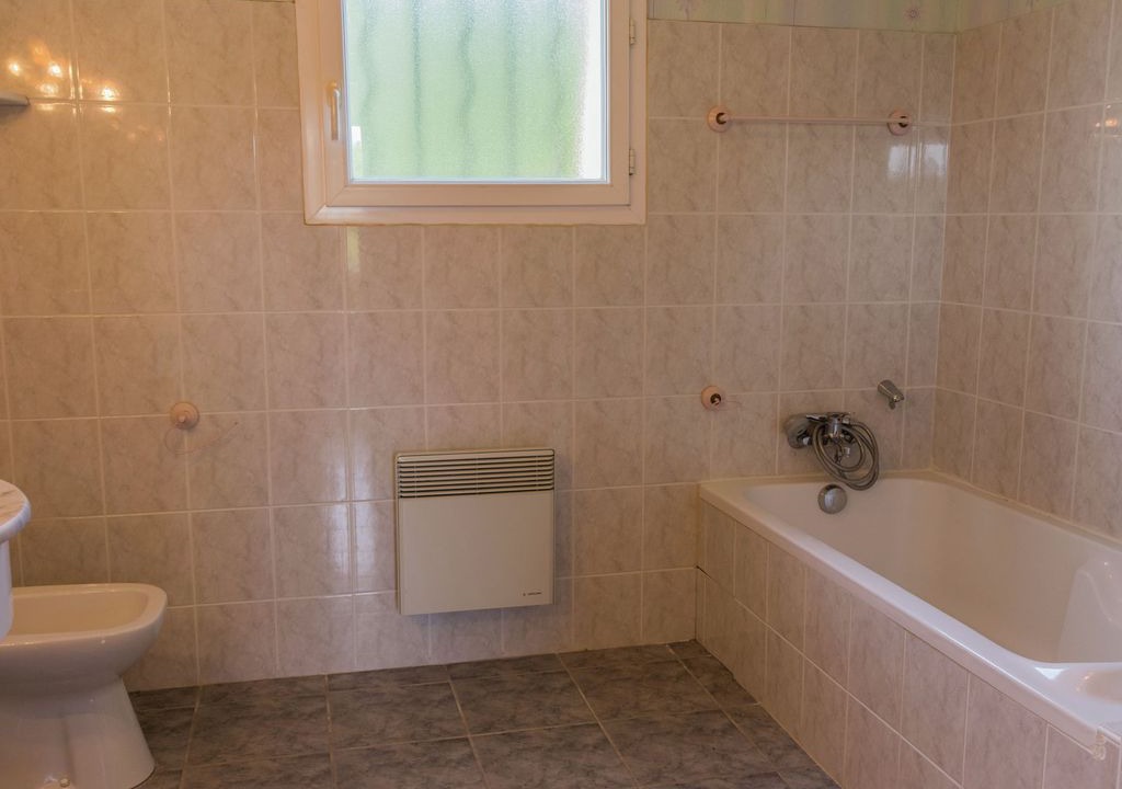 Photo of Bathroom in La Croix-Blanche