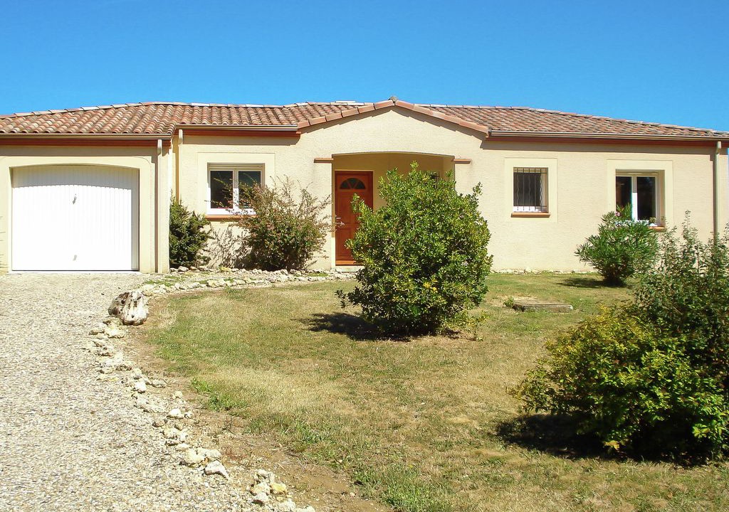 Photo of Buildings in La Croix-Blanche