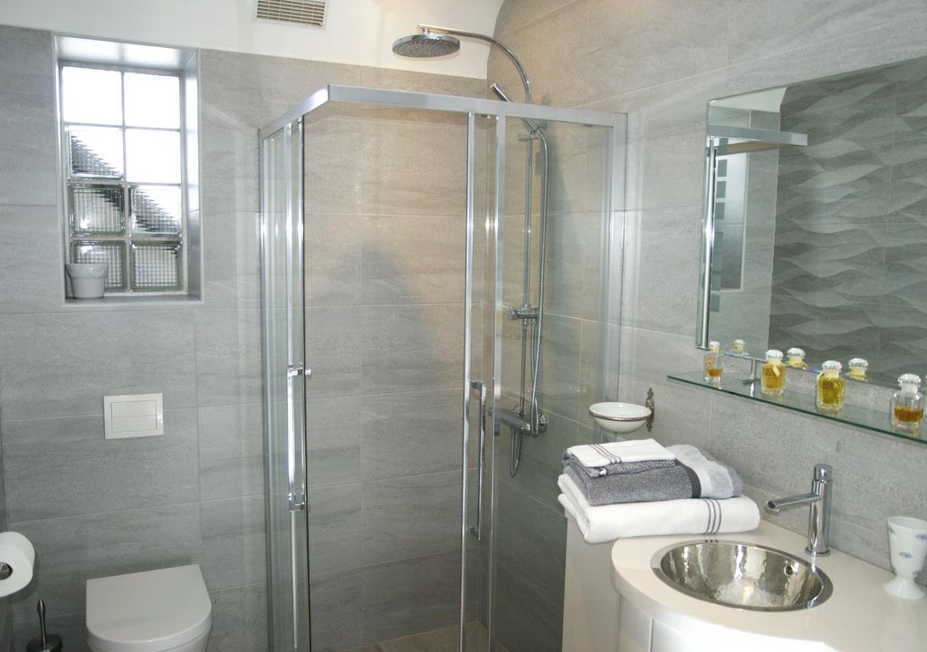 Photo of Bathroom in Carquefou