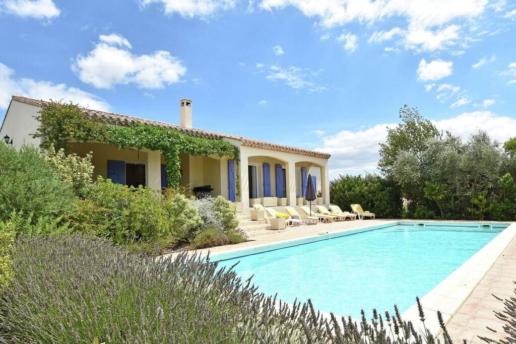 Photo of Outdoor in Escales