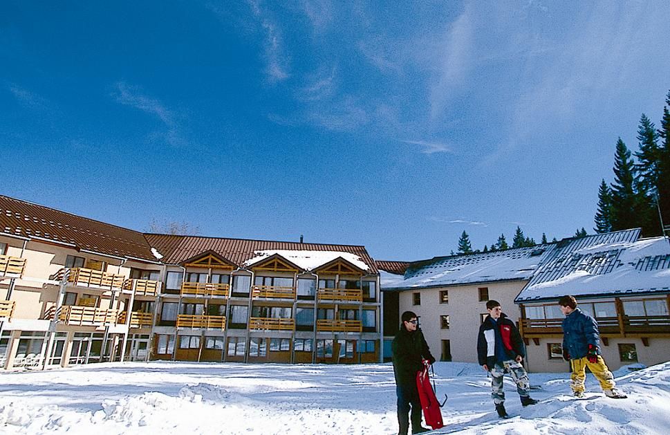 Photo of Buildings in Premanon