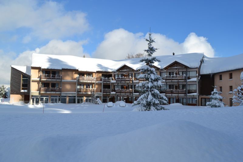 Photo of Buildings in Premanon