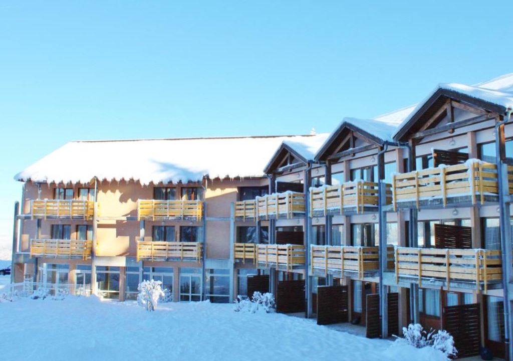 Photo of Buildings in Premanon