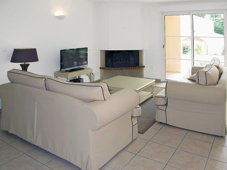Photo of Livingroom in Pont-de-Larn