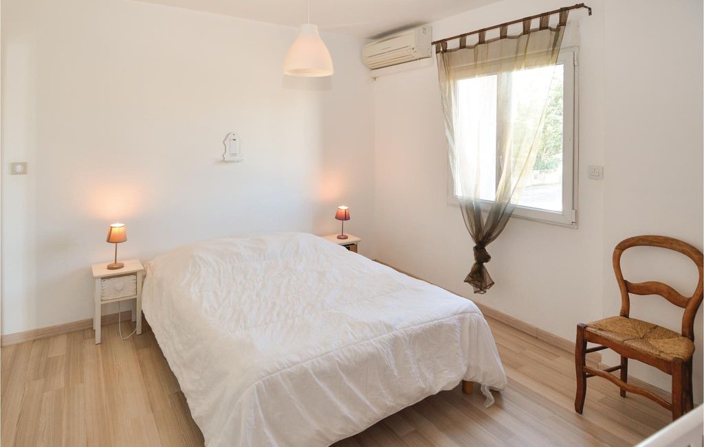Photo of Bedroom in Saint-Privat-des-Vieux