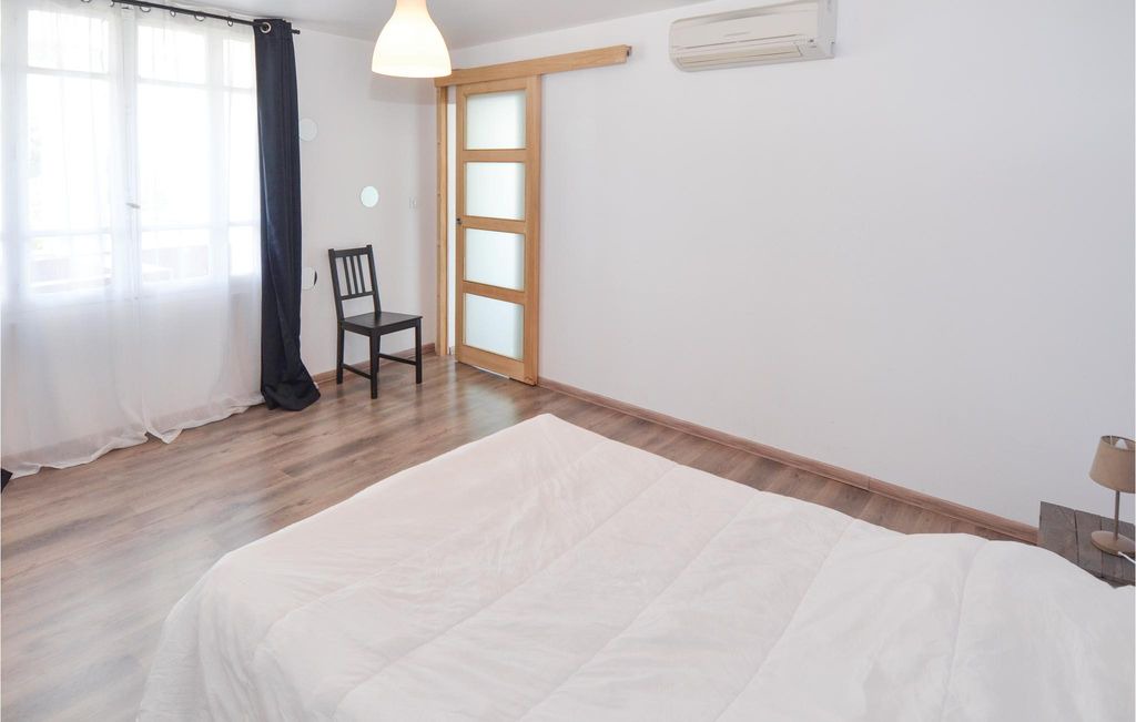 Photo of Bedroom in Saint-Privat-des-Vieux