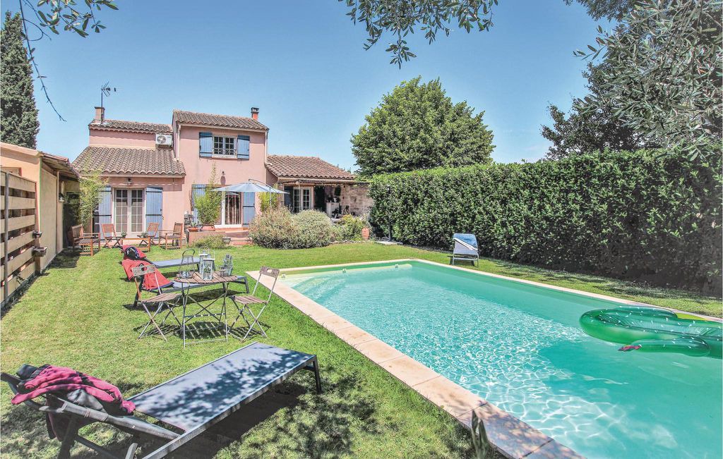 Photo of Outdoor in Caumont-sur-Durance