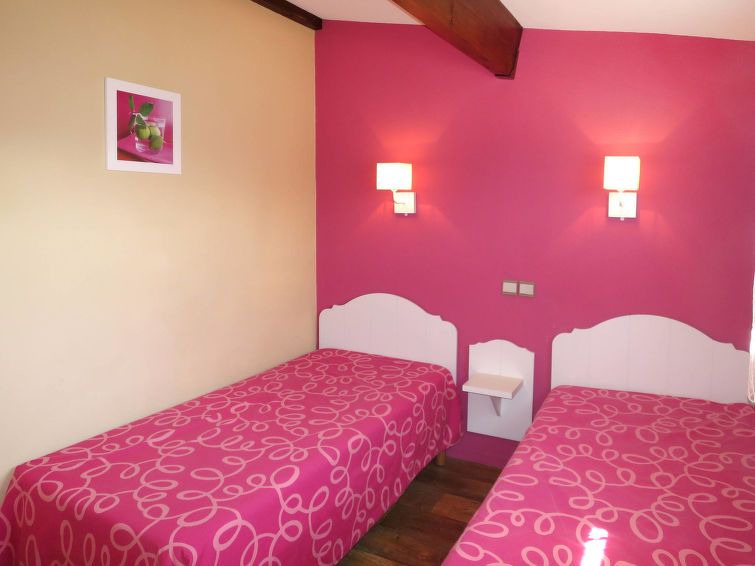 Photo of Bedroom in Saint-Cyprien Plage