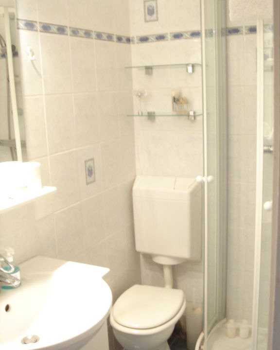 Photo of Bathroom in Val-de-Grace