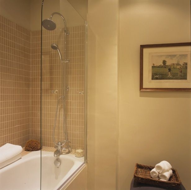 Photo of Bathroom in Arsenal