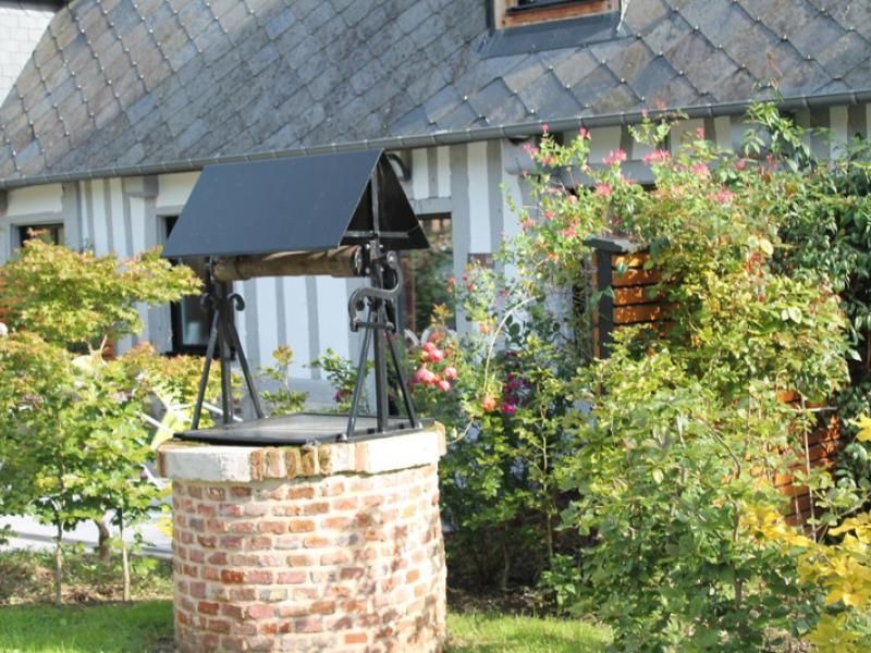 Photo of Buildings in Le Hanouard